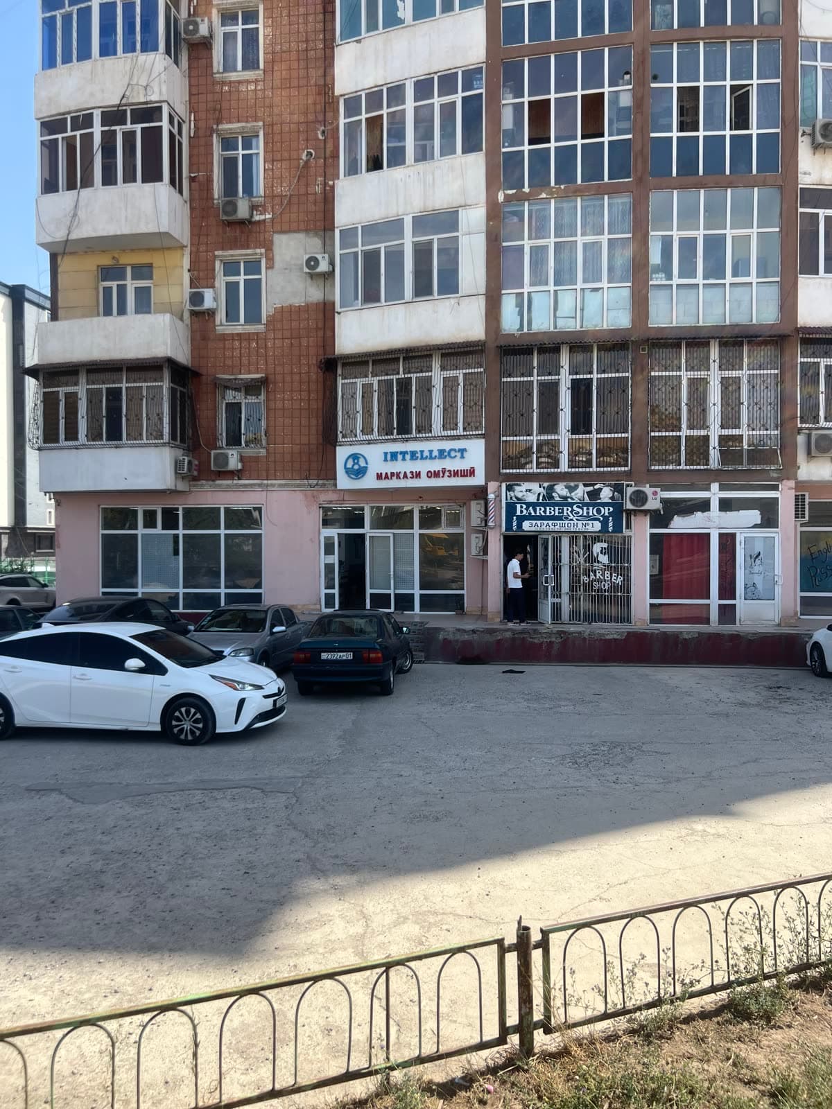Intellect в Зарафшоне, здание филиала